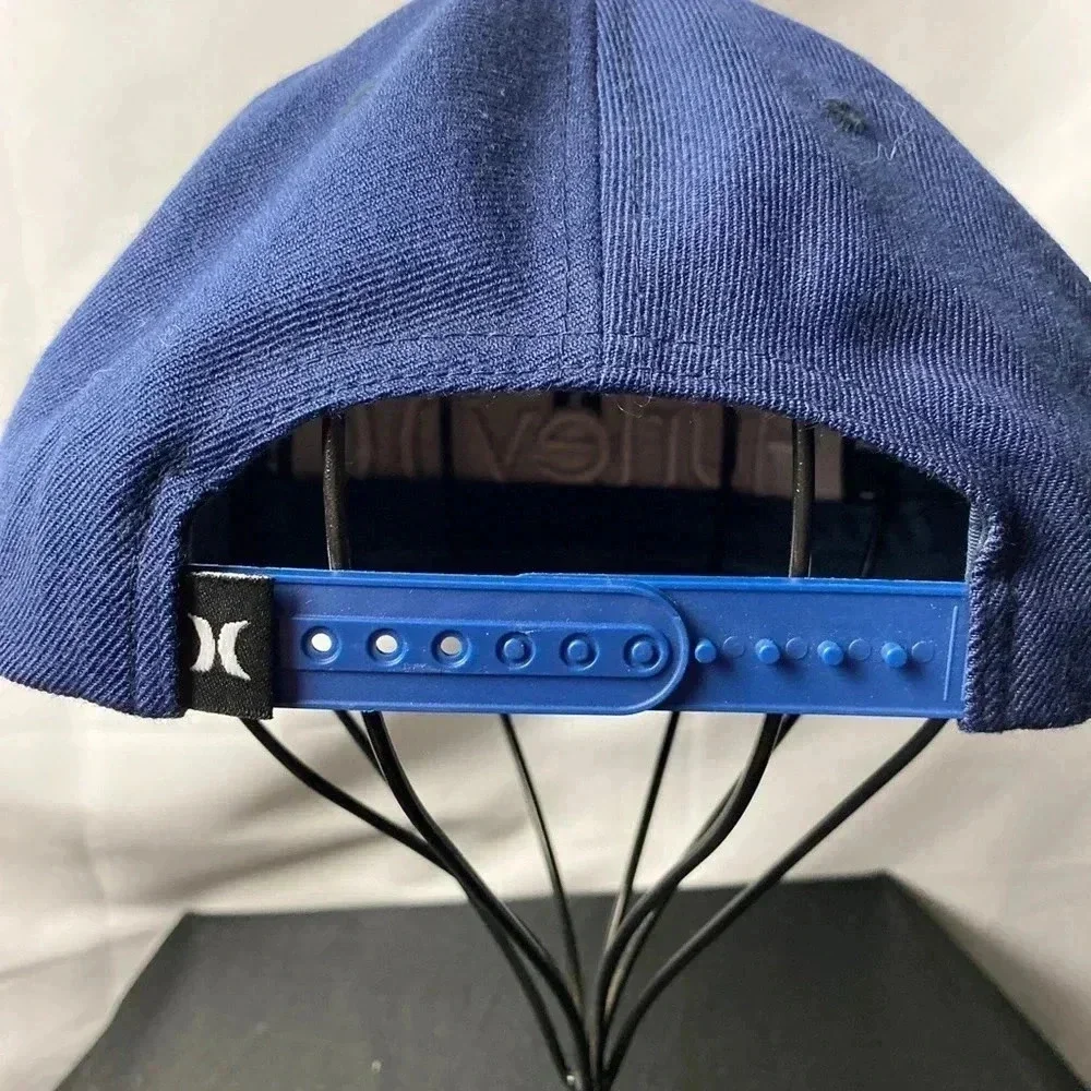 HURLEY‎ MENS HAT BLUE HAT EMBROIDERED WHITE HURLEY DESIGN SNAPBACK WOOL BLEND